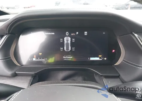 2023 Jeep Grand Cherokee Overland 4X4 z USA, uszkodzony, nr VIN 1C4RJHDG3PC517196